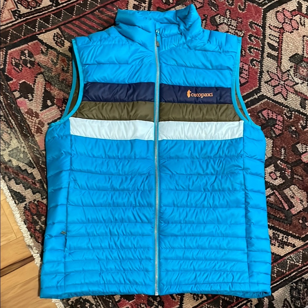 Cotopaxi Mens Blue Puffer Vest